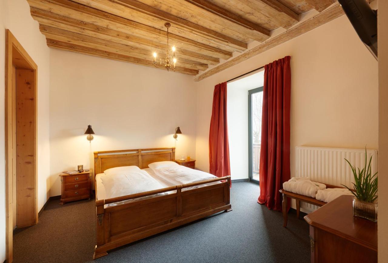 קאמפו די טרנס Historic Guesthouse Bircher B&B Apartments Near Sterzing מראה חיצוני תמונה